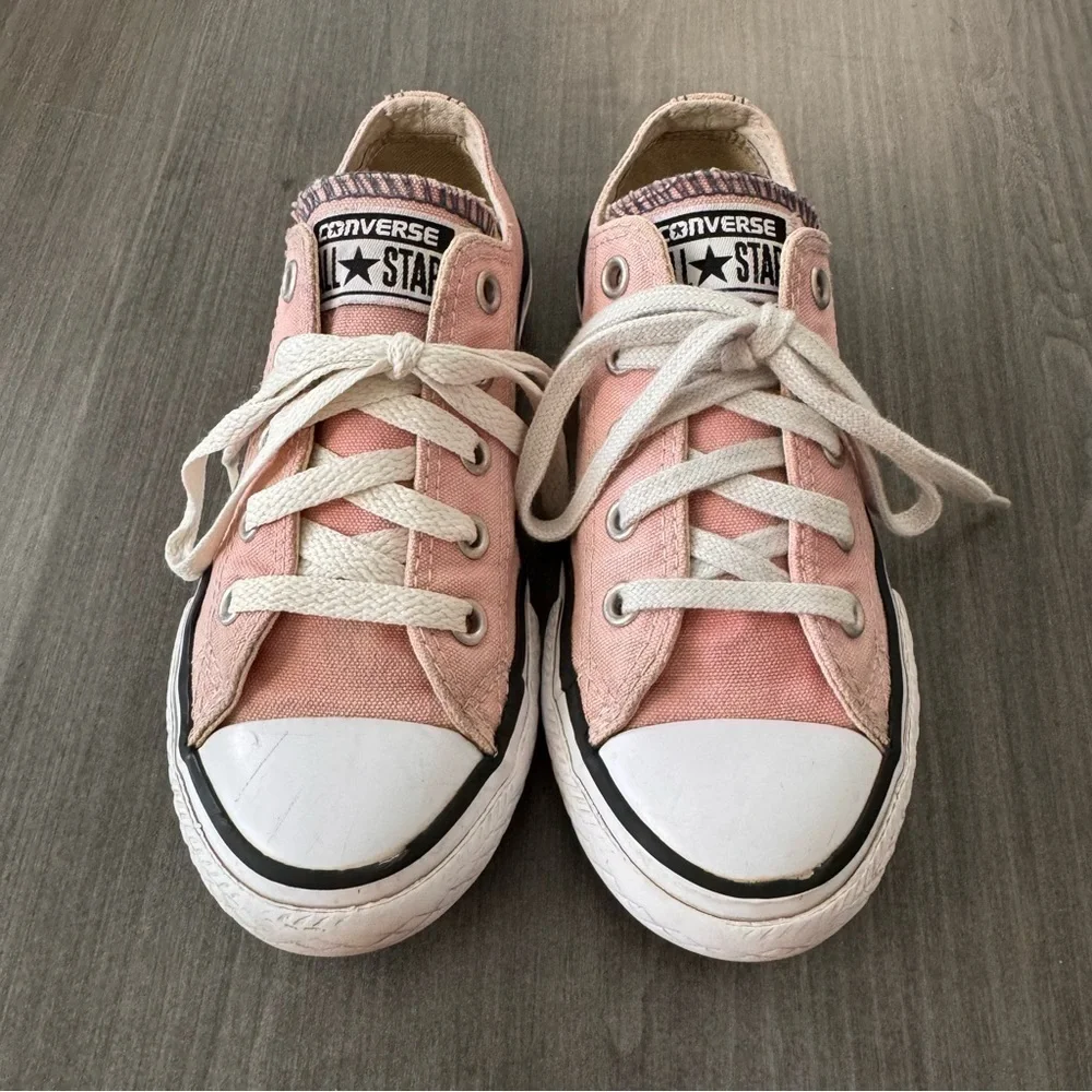 Converse All Star kids low top light pink canvas sneakers shoes size 12